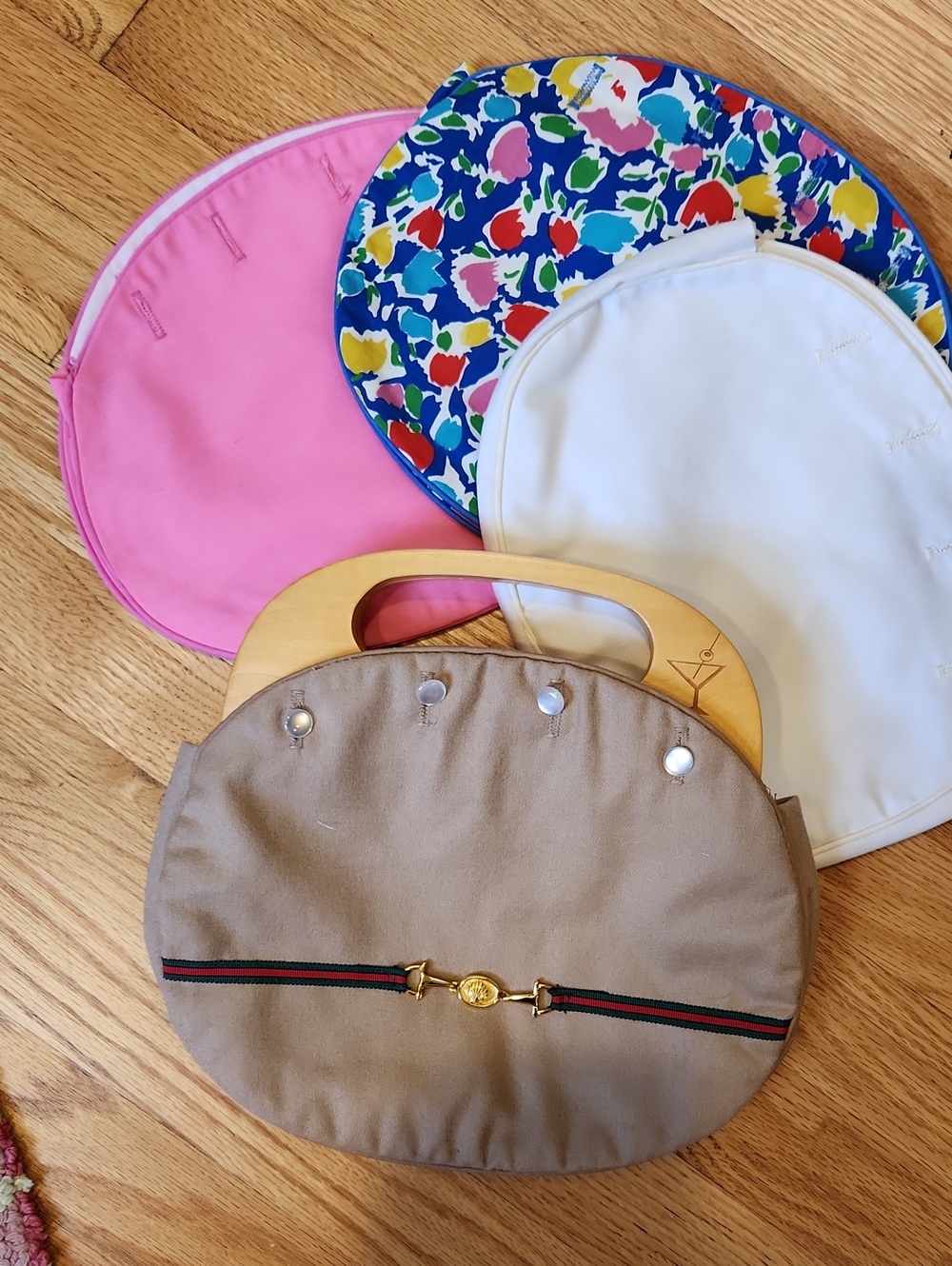 Vintage Bermuda  Bag with Wood Handles 4 Covers Never Used